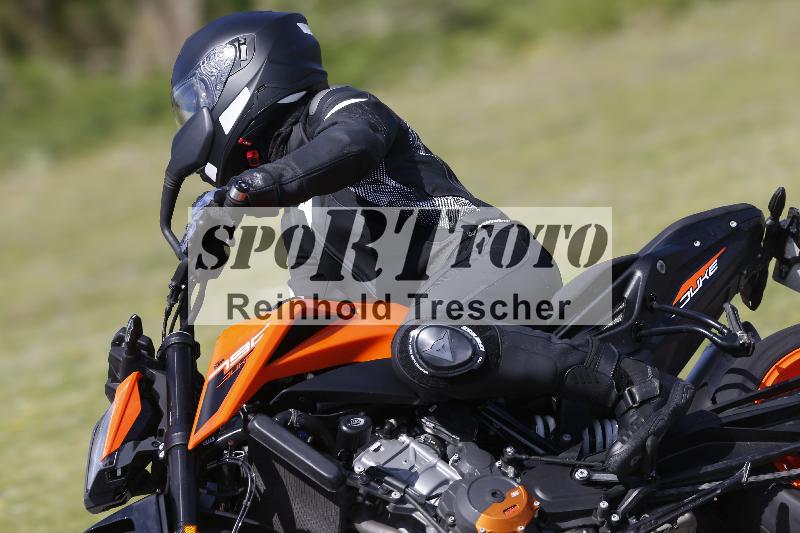 Archiv-2025/09 22.04.2025 Cornu Master School ADR/rot-rouge/1